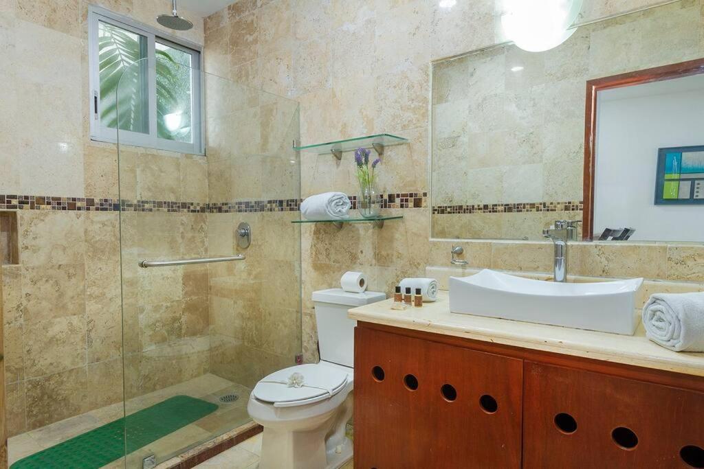 Comfortable 3 Blocks From The * Playa del Carmen